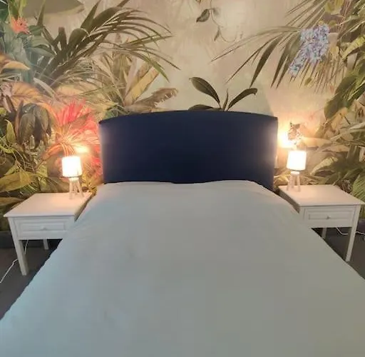 La Jungle Urbaine Avec Garage Prive & Climatisation Appartement